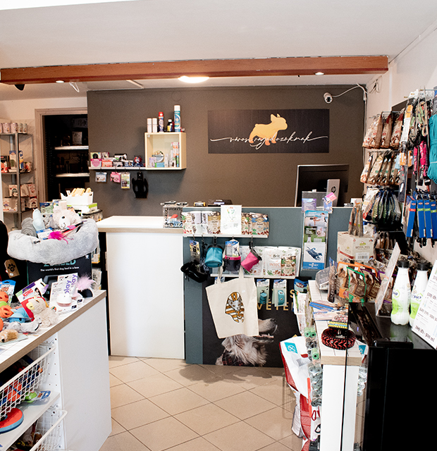 Dogzilla Petshop belső